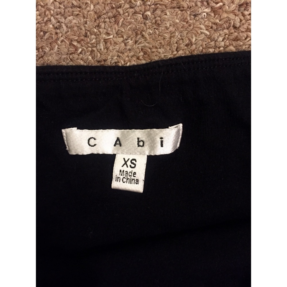 Black stretchy pencil skirt